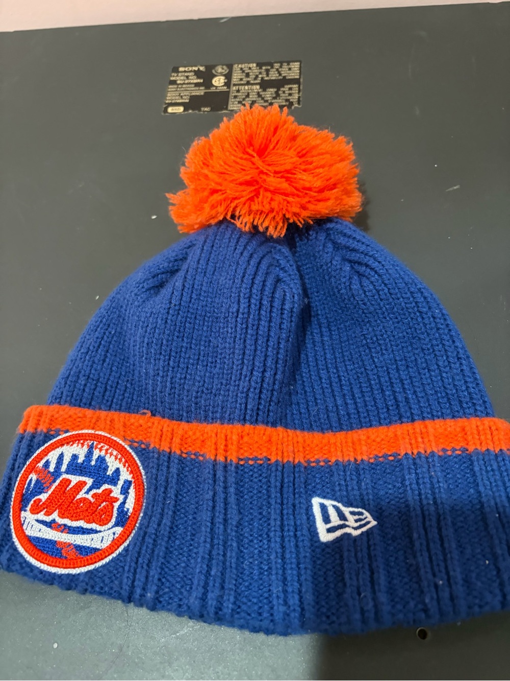 New Era mens Pom Beanie - Blue & Orange Mets Patch